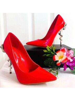 SHOE DAZZLE ~ Vibrant Patent Red 4” Heels with Unique Snakehead Heel Design